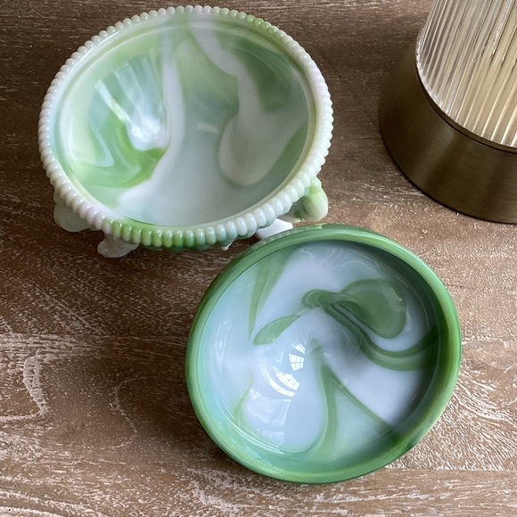 Vintage Westmoreland rare green and white Candy Dish with lid - Picture 5 of 14